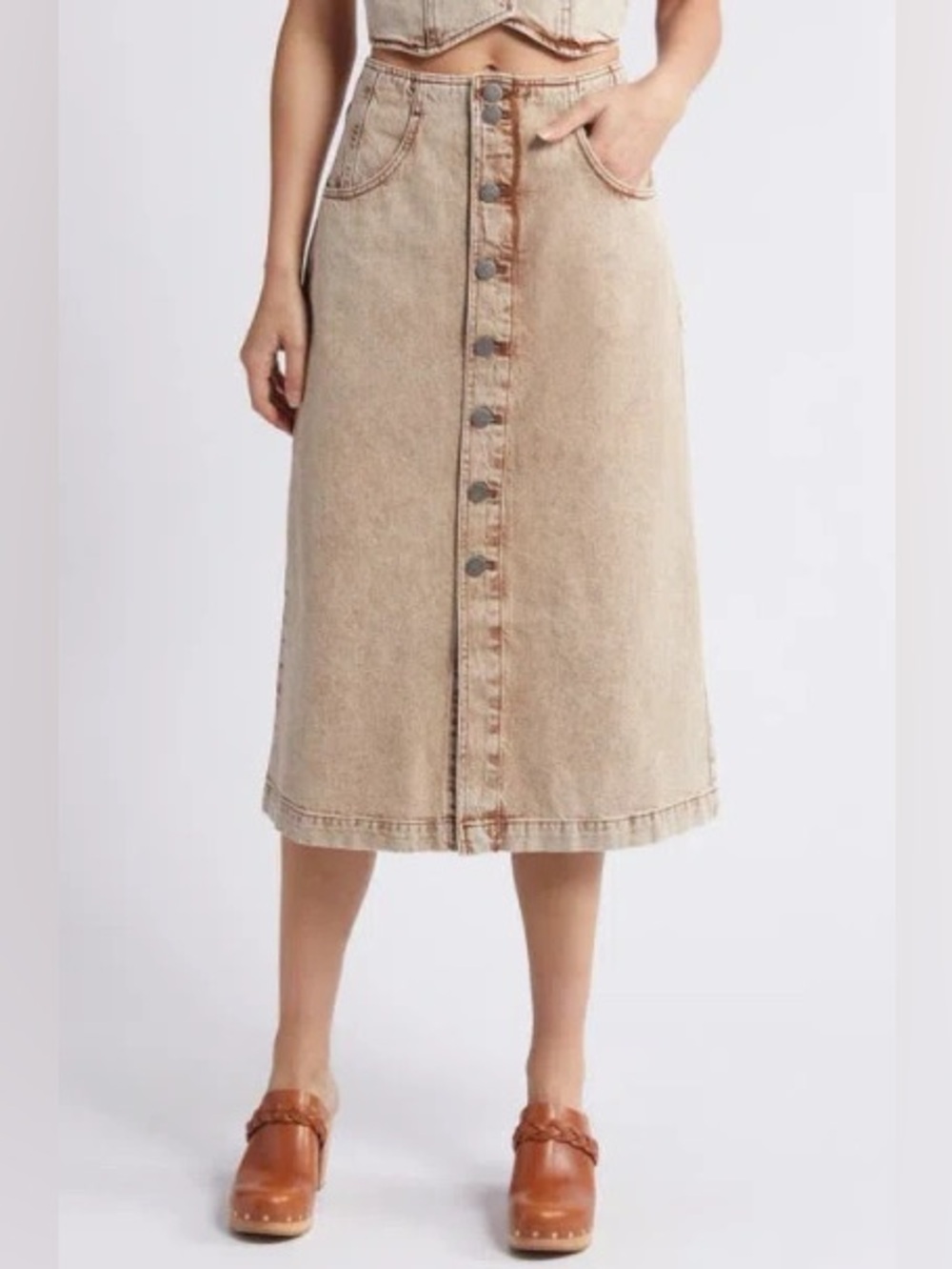 Treasure Bond Button-Front Tan Midi Denim Skirt with Front Pockets